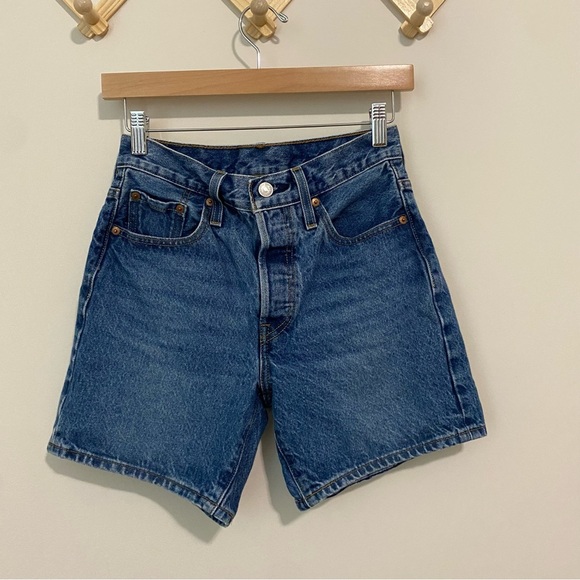 Levi's 501 Mid Thigh High Rise Denim Shorts size 24 - Picture 3 of 9